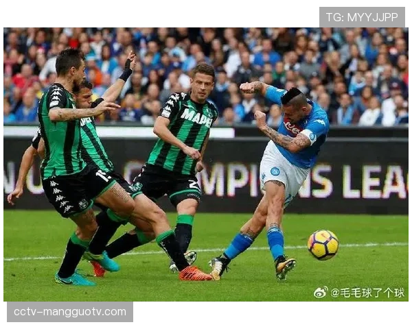 萨索洛新星打入精彩世界波，收获个人赛季第十球